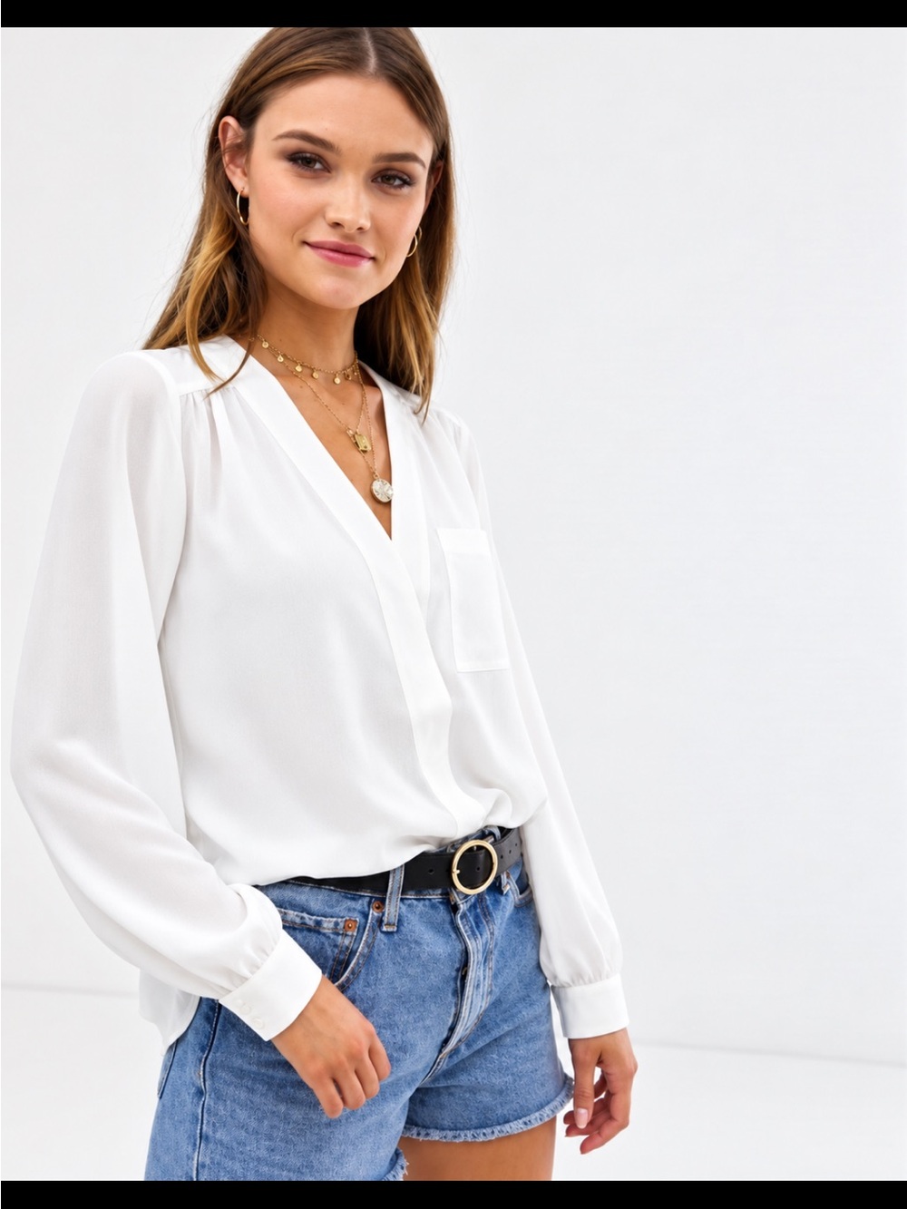 White V-Neck Long Sleeve Blouse – Size Small